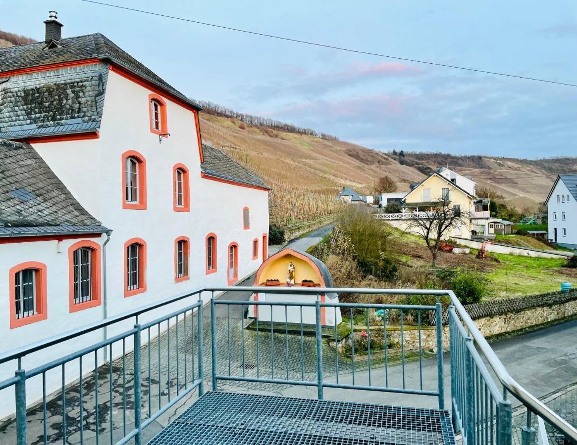 Hotel Weingut Berweiler à Klusserath Extérieur photo