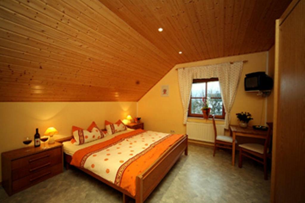 Hotel Weingut Berweiler à Klusserath Extérieur photo