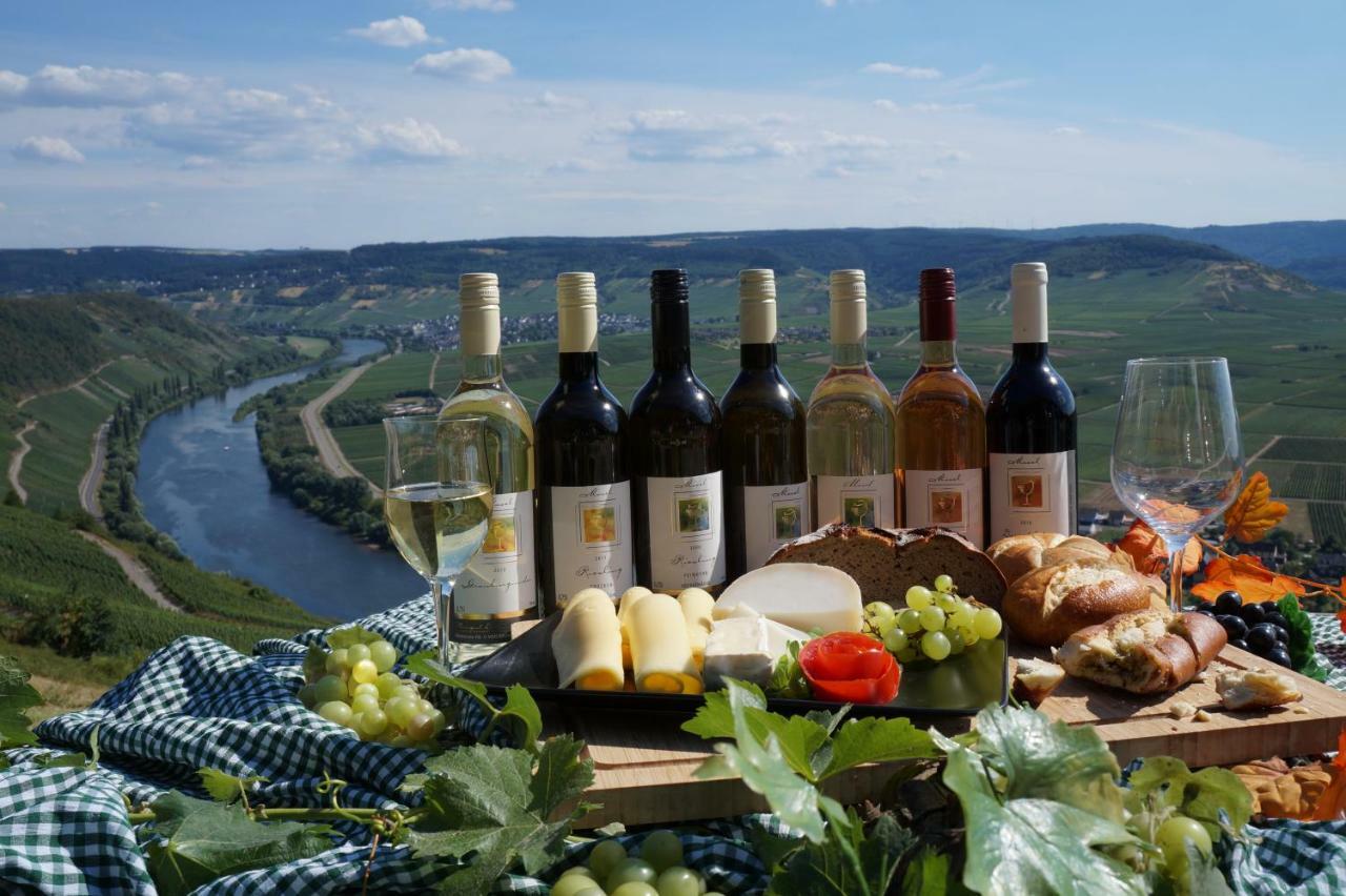 Hotel Weingut Berweiler à Klusserath Extérieur photo